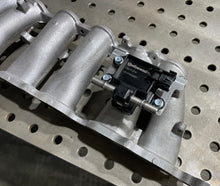Load image into Gallery viewer, MKIV Supra 2JZ-GTE Intake Manifold Flex Fuel Bracket
